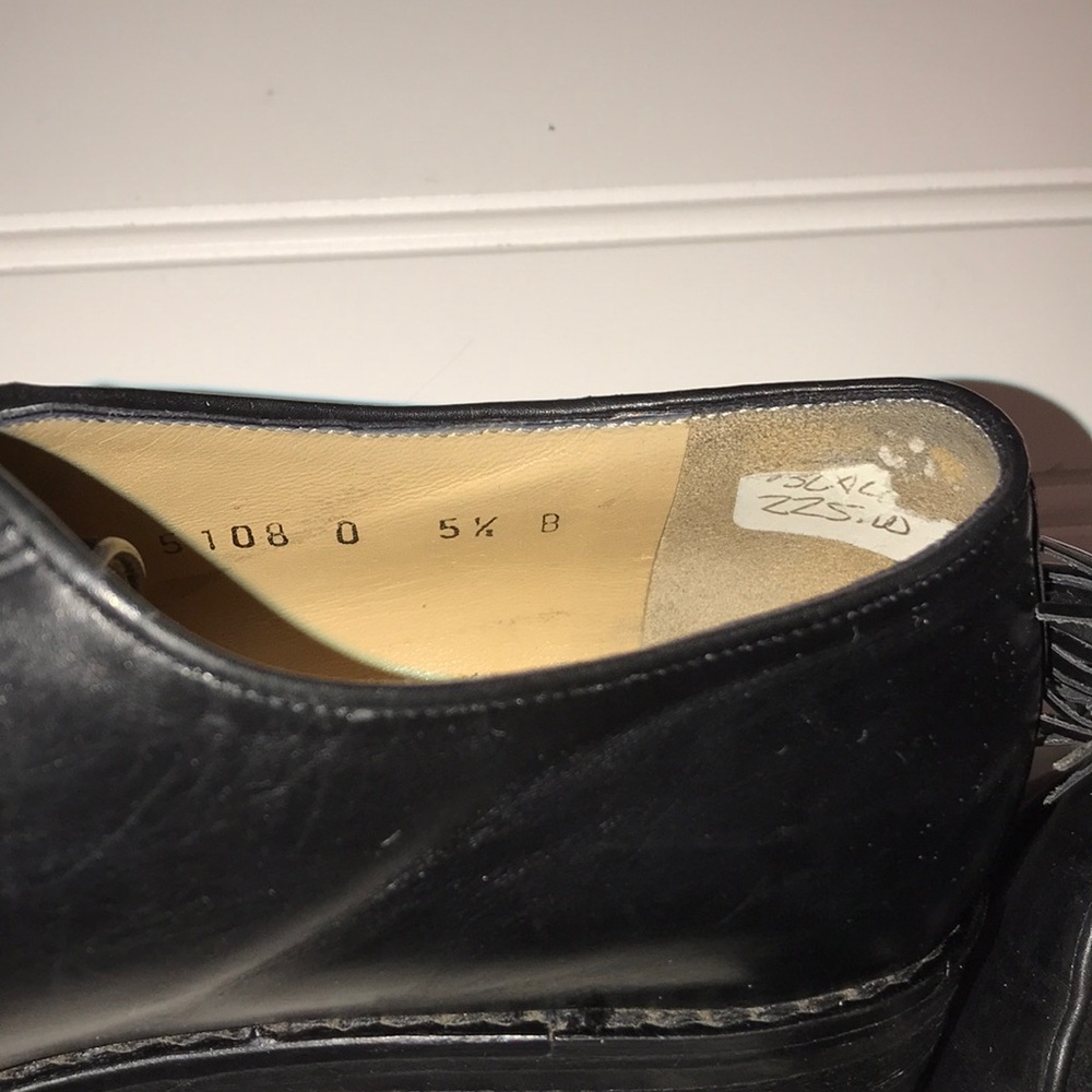 ⭐️Gucci black lace up loafers with tassels - Picture 7 of 8
